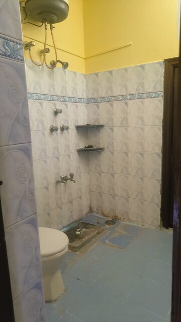 Bathroom in 2 BHK Apartment at Jp Nagar – for Rent