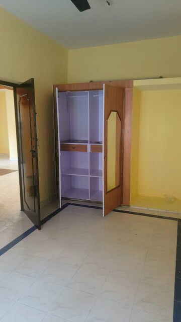 Room in 2 BHK Apartment at Jp Nagar – for Rent