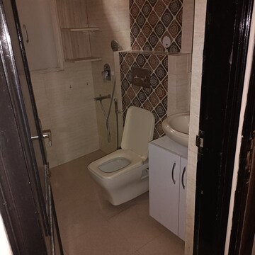  3 BHK Apartment at Orchid Petals, Sector 49 – for Rent