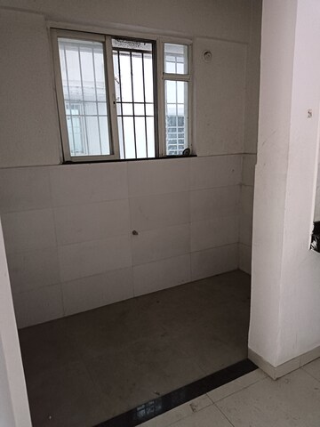 Room in 1 BHK Apartment at Grande View 7 Phase 3, Ambegaon Budruk – for Sale