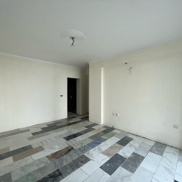 Room in 4 BHK Apartment at Pareena The Elite Residences, Gopalpur – for Sale
