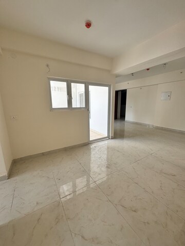 Room in 2 BHK Apartment at VVIP Mangal, Raj Nagar Extension – for Sale