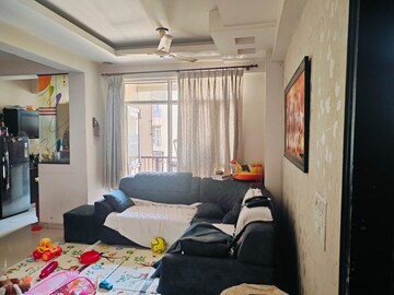 Bedroom in 2.5 BHK Apartment at Prateek Laurel, Sector 120 – for Sale