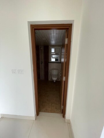 Room in 2.5 BHK Apartment at Prestige Tranquil, Kokapet – for Sale