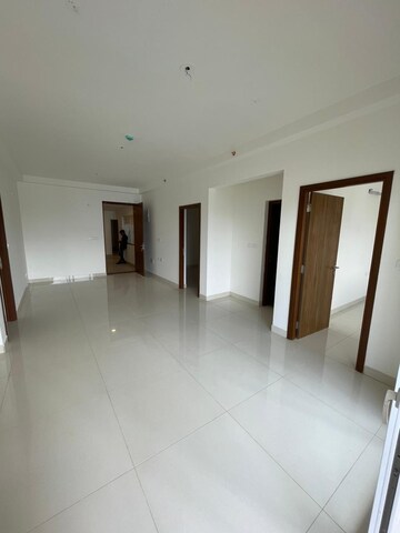 Room in 2.5 BHK Apartment at Prestige Tranquil, Kokapet – for Sale