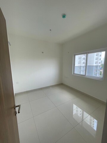 Room in 2.5 BHK Apartment at Prestige Tranquil, Kokapet – for Sale