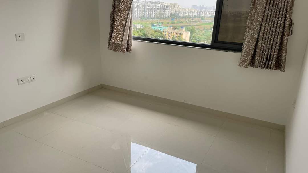 1 BHK Apartment For Sale in Amanora Gold Towers