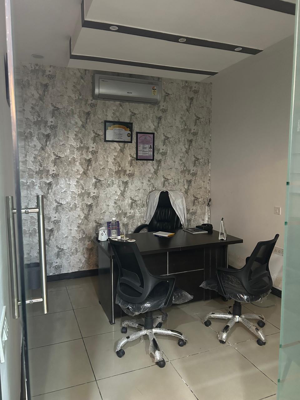 Commercial Office Space 1800 Sq.Ft. For Rent in Geetanjali Enclave Delhi  7789002