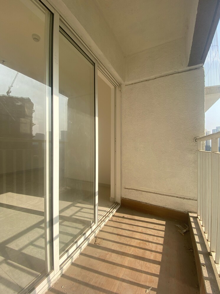 undefined, lodha-amara 2 Bedroom 735 Sq.Ft. Apartment In Kolshet Road Thane 7789069