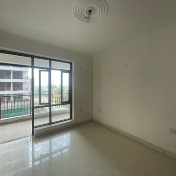 Room in 3 BHK Apartment at Cosmos Express 99, Gopalpur – for Sale