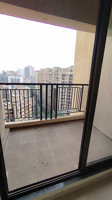 1 BHK Apartment For Rent in Raunak City Sector 4, Kalyan West