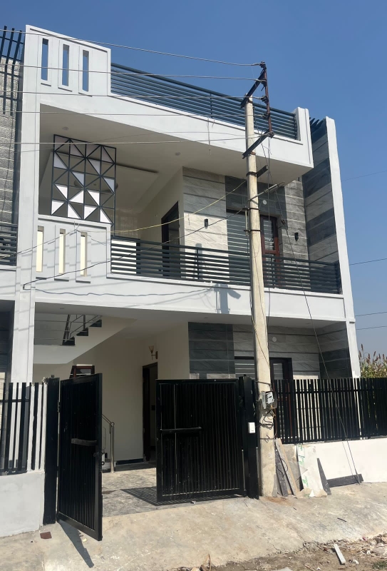 3 BHK + Study Room Apartment For Sale in Sec 124