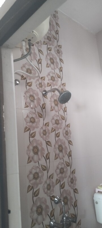 Bathroom in 1 RK Builder Floor at Vipul Khand – for Rent