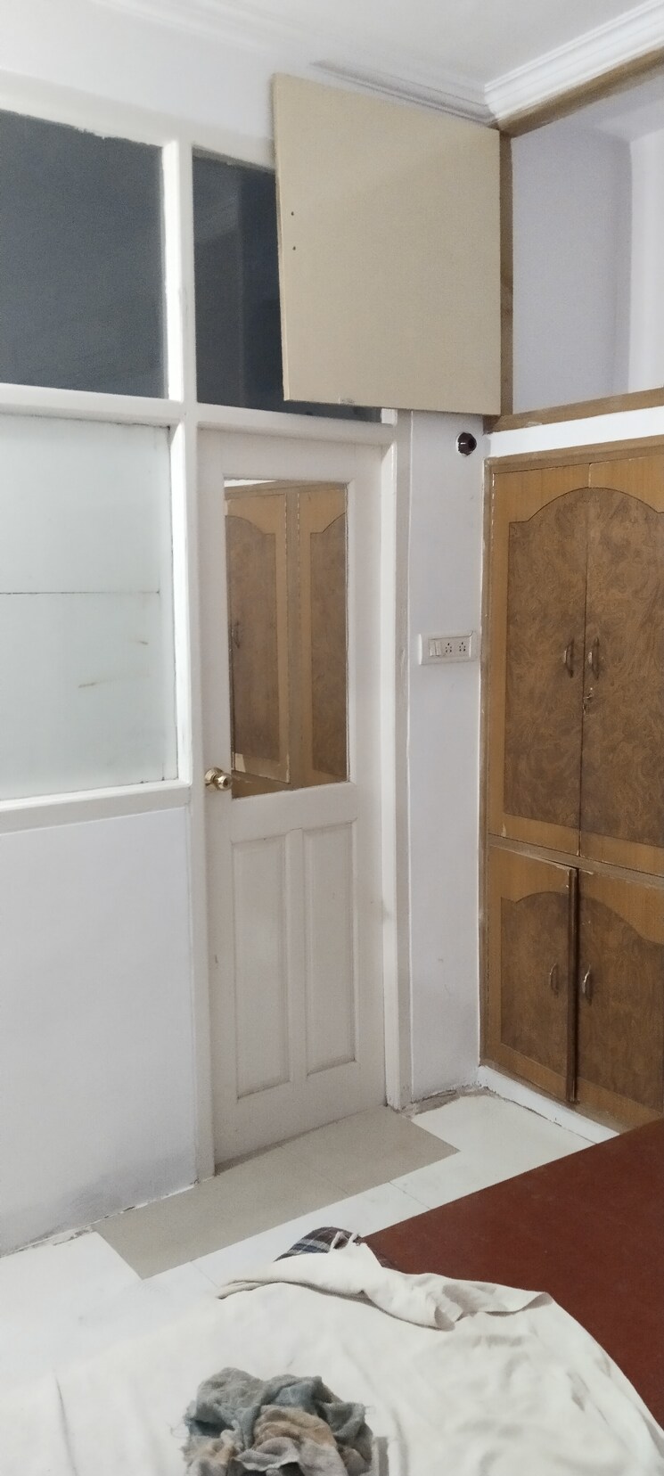 Room, gomti nagar 3 Bedroom 2000 Sq.Ft. Builder Floor In Gomti Nagar Lucknow 7789343