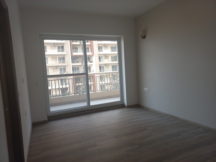 Room, griha-pravesh 3 Bedroom 2569 Sq.Ft. Apartment In Sector 77 Noida 7789367