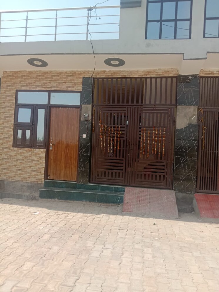 Exterior View, upsidc site b 2 Bedroom 900 Sq.Ft. Villa In Upsidc Site B Greater Noida 7789371