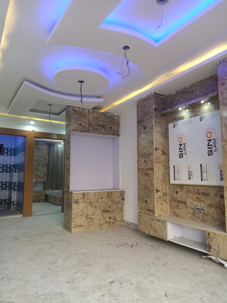 Living Room, om vihar 2 Bedroom 500 Sq.Ft. Builder Floor In Om Vihar Delhi 7789387