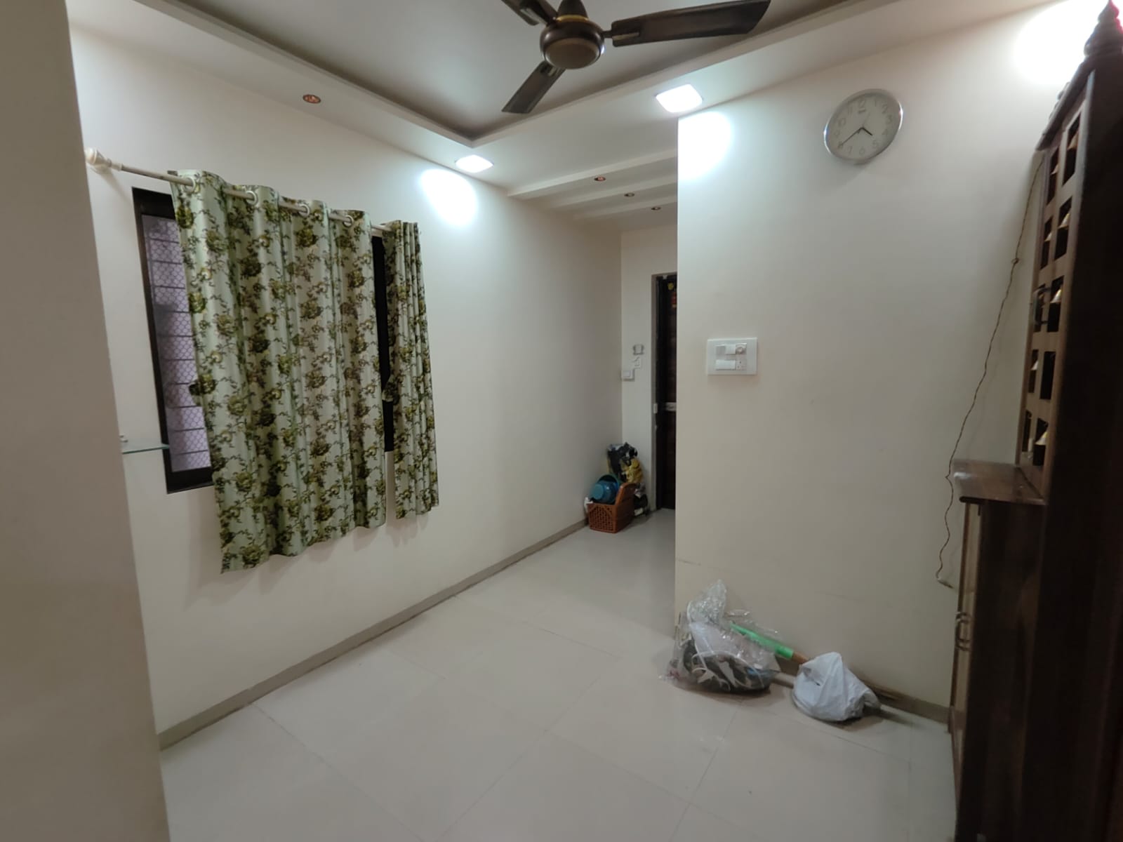 1 BHK Apartment For Rent in Kavesar Thane  7789466