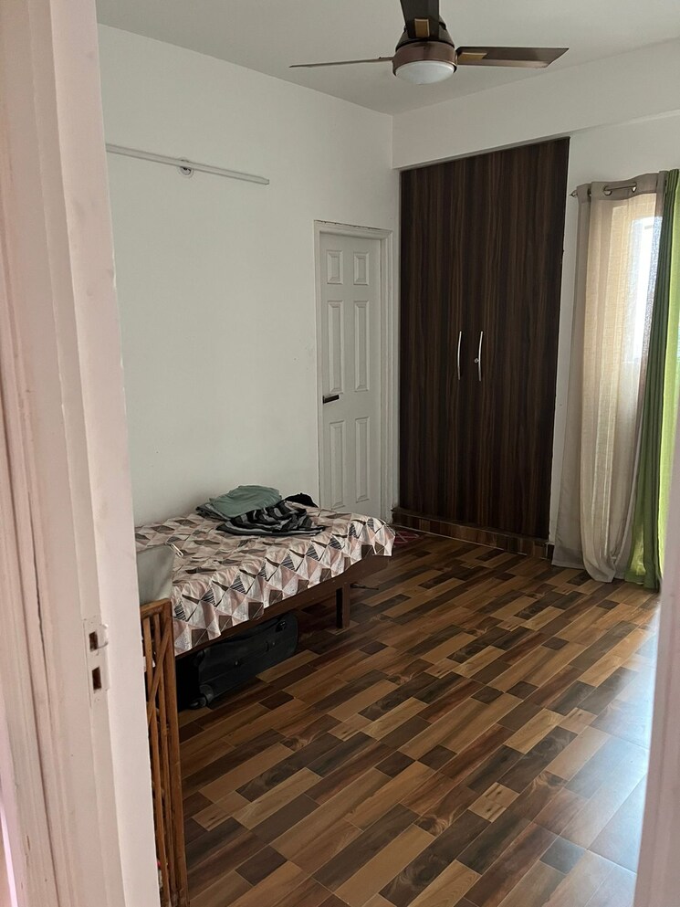 Bedroom, migsun-vilaasa 4 Bedroom 2740 Sq.Ft. Apartment In Eta Ii Greater Noida Greater Noida 7789503