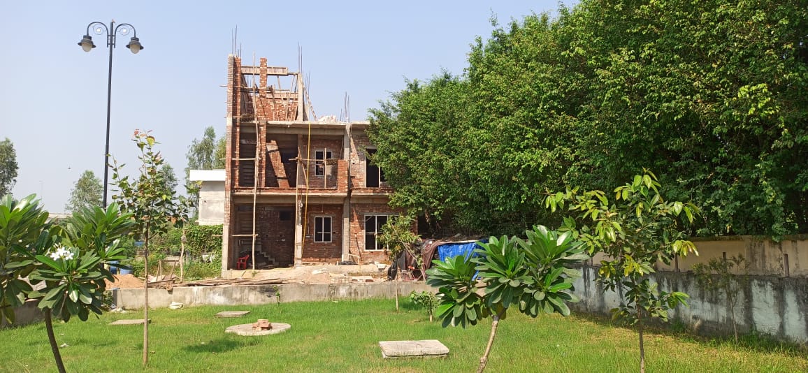 Plot For Sale in Kailasha Enclave