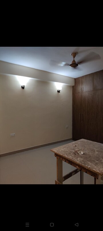Room in 3 BHK Apartment at Proview Officer City 2, Raj Nagar Extension – for Sale