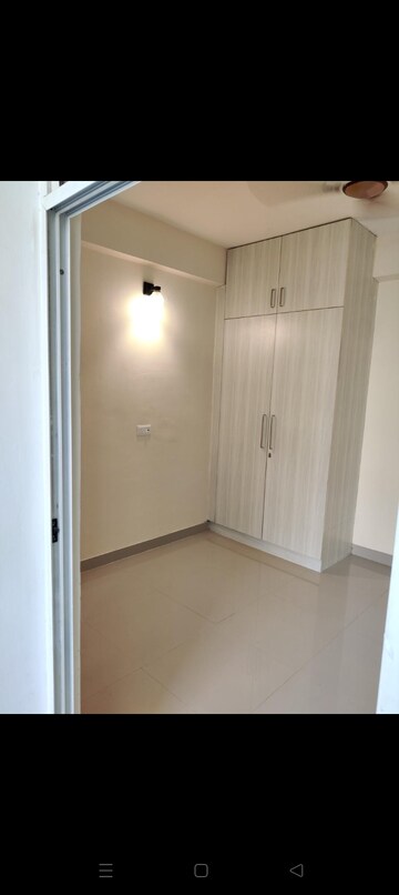 Room in 3 BHK Apartment at Proview Officer City 2, Raj Nagar Extension – for Sale