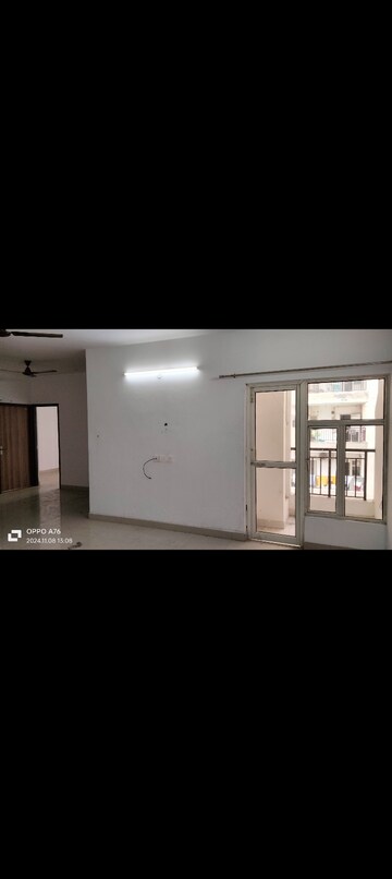 Room in 3 BHK Apartment at SCC Sapphire, Raj Nagar Extension – for Sale