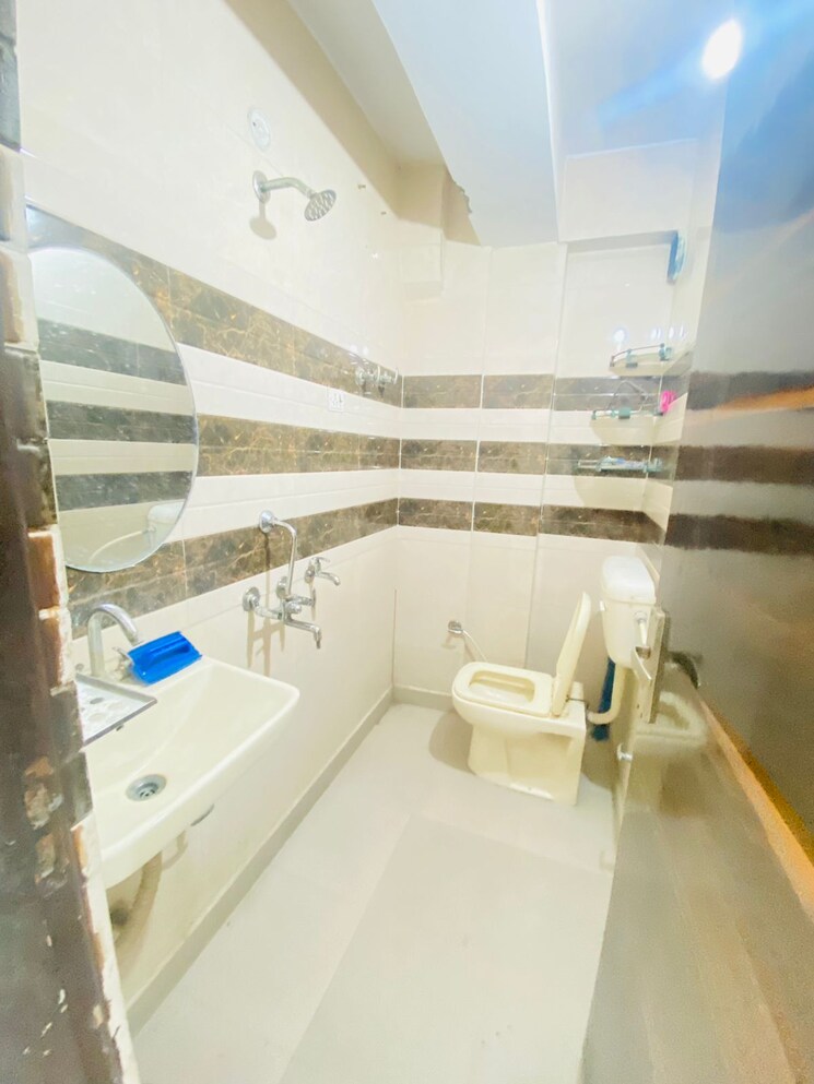 undefined, uttam nagar west 1 Bedroom 400 Sq.Ft. Builder Floor In Uttam Nagar West Delhi 7789557