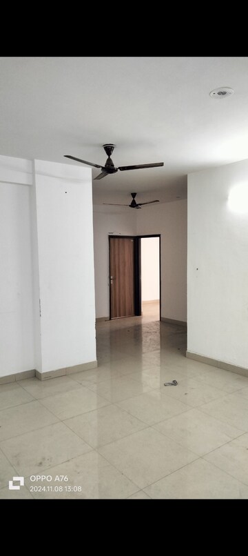 Room in 3 BHK Apartment at SCC Sapphire, Raj Nagar Extension – for Sale