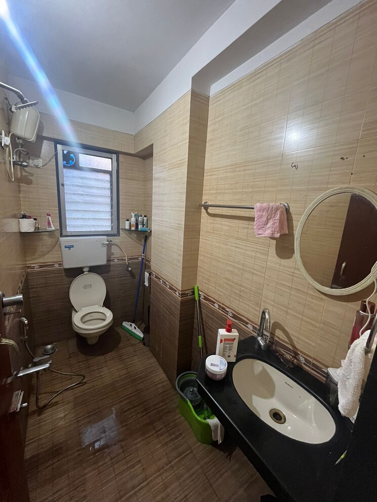 Bathroom, white-rose 2 Bedroom 750 Sq.Ft. Apartment In Bandra West Mumbai 7789601