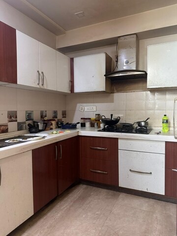 रेसिडेंशियल बिल्डर फ्लोर वर्ग फुट फॉर रेंट इन सेक्टर 15 गुड़गांव  7789630