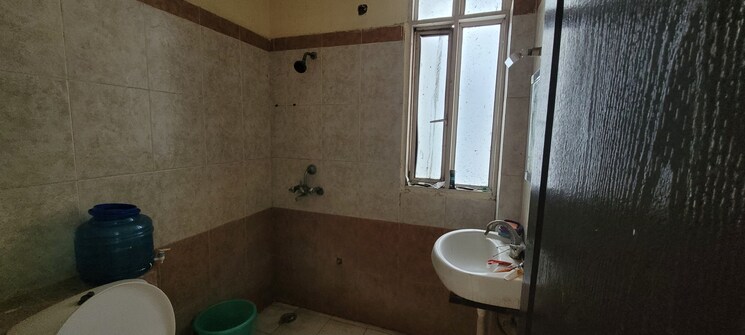 Bathroom, antriksh-green-kaushambi 2 Bedroom 1300 Sq.Ft. Apartment In Dabur Chowk Ghaziabad 7789733