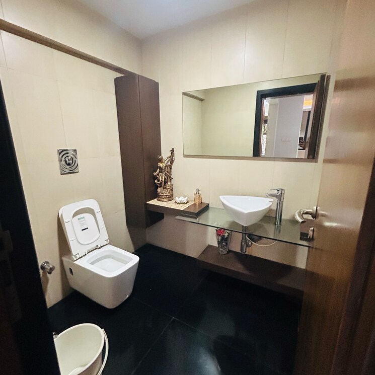 Attached Bathroom, louis wadi 5 Bedroom 2050 Sq.Ft. Independent House In Louis Wadi Thane 7789771