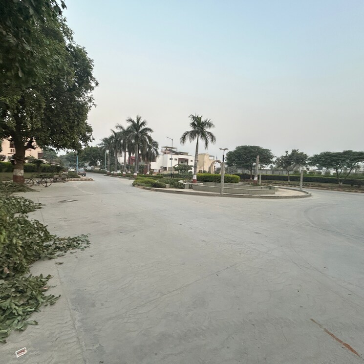  Parking, ansal-aastha-uday  250 Sq.Yd. Plot In Ansal Sushant City Meerut 7789949