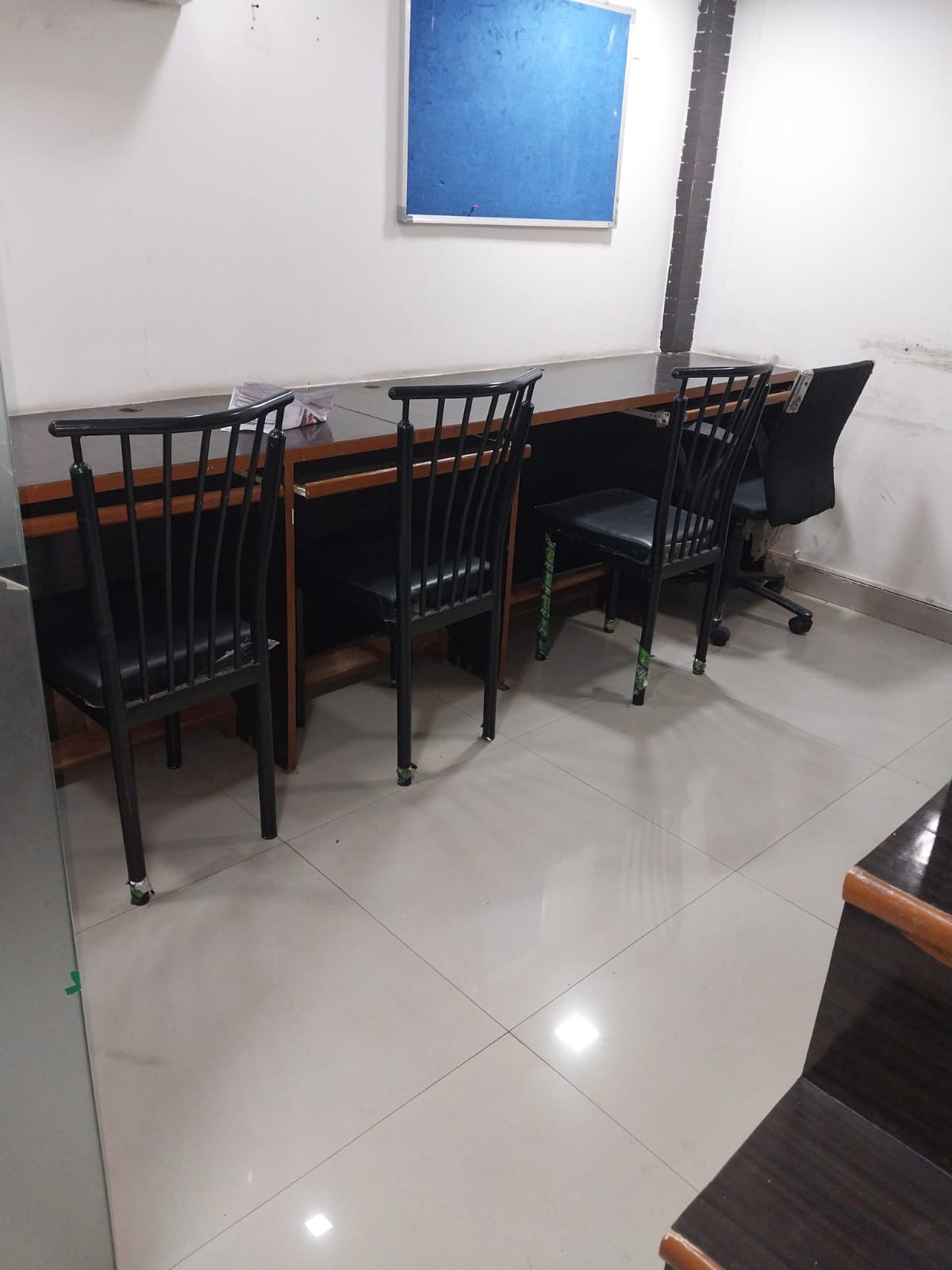 Commercial Office Space 250 Sq.Ft. For Rent in Sector 28 Navi Mumbai  7789950