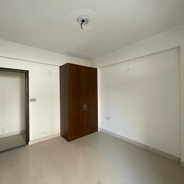 Room in 3 BHK Apartment at Cosmos Express 99, Gopalpur – for Sale