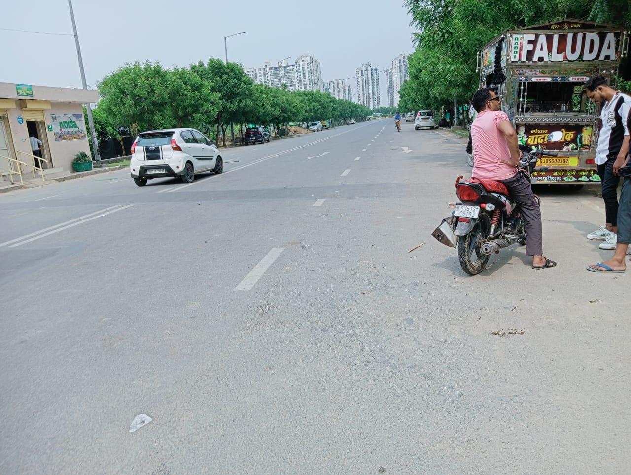 Plot For Sale in Emirate Mart Infra Privat