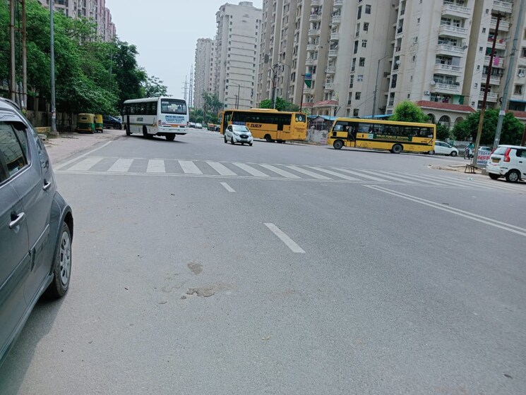 Exterior View, sector 76  212 Sq.Yd. Plot In Sector 76 Noida 7790151