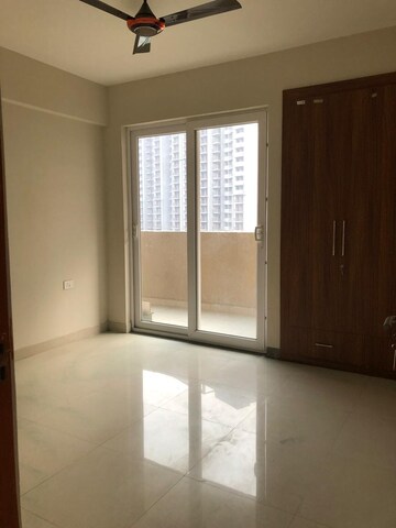 3 BHK Apartment For Rent in Tata Eureka Park, Sector 150