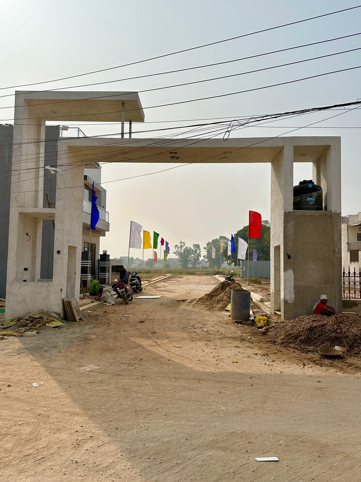 Exterior View, kharar road  120 Sq.Yd. Plot In Kharar Road Mohali 7790185