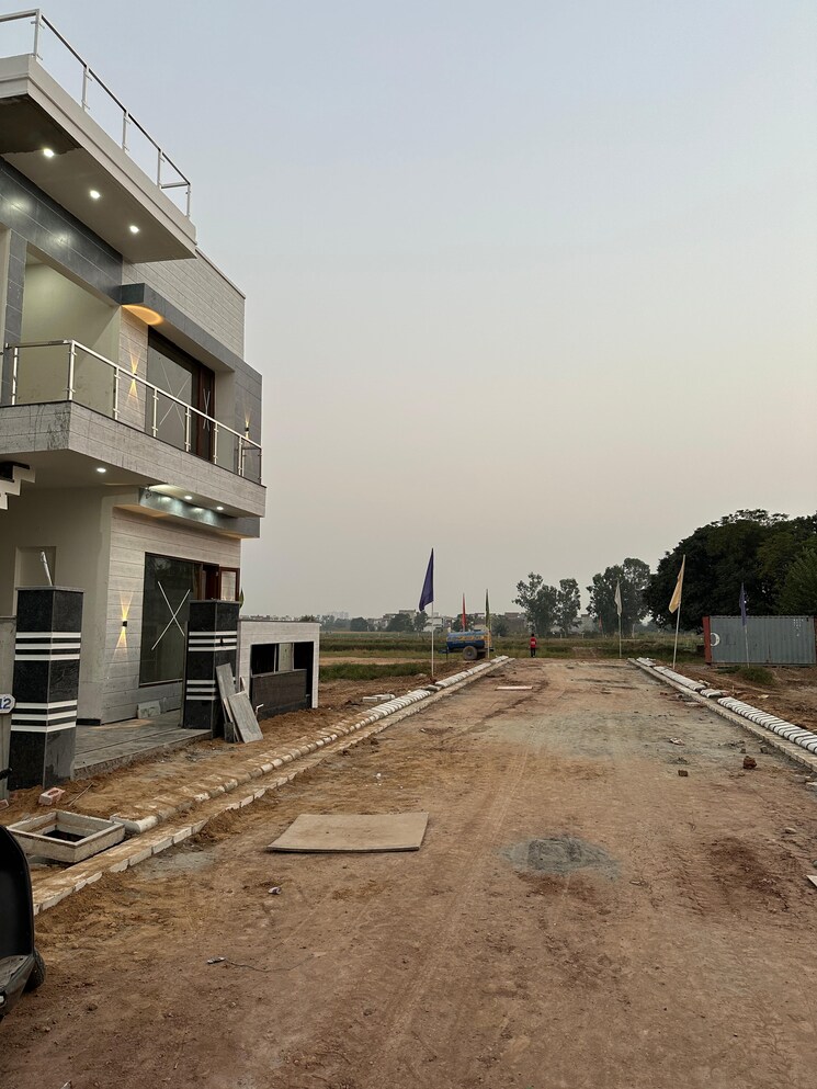 Exterior View, kharar road  120 Sq.Yd. Plot In Kharar Road Mohali 7790185