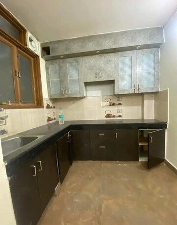 Kitchen in 2 BHK Builder Floor at Vaishali Sector 4 – for Sale
