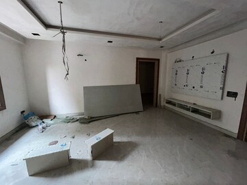 Kitchen in 3 BHK Builder Floor at Sector 7 – for Sale