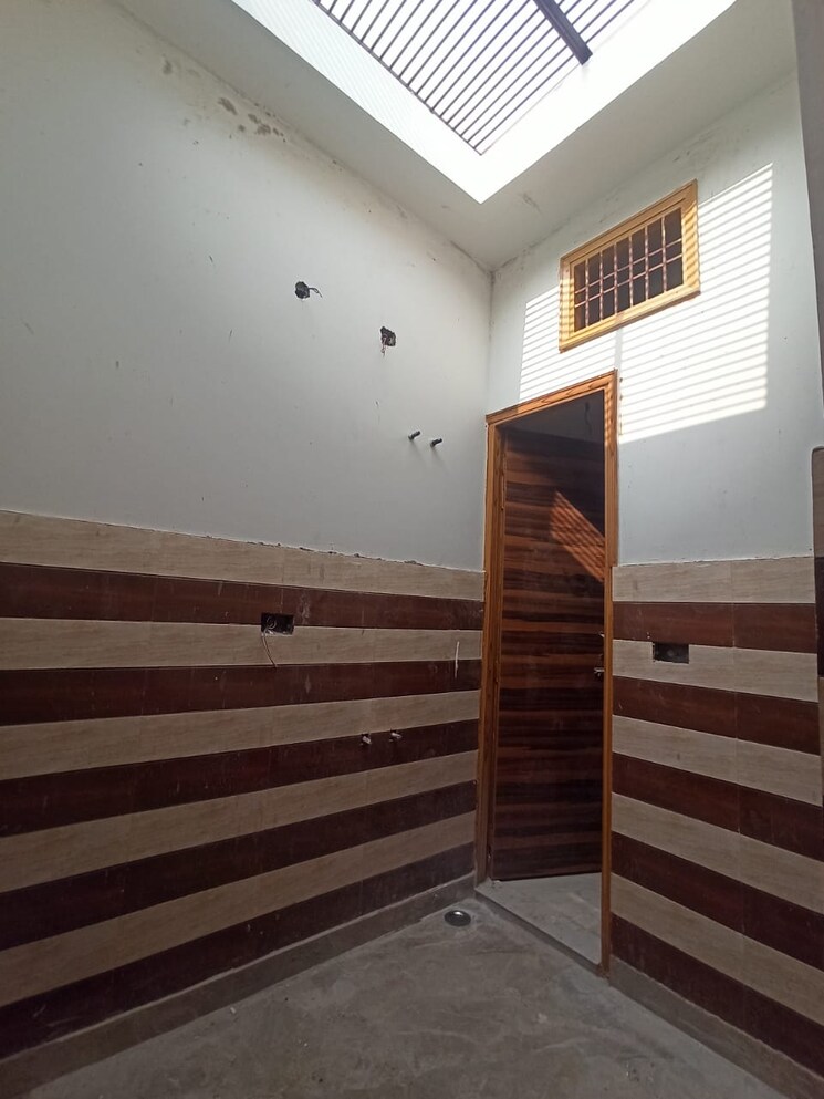 Attached Bathroom, mawana 3 Bedroom 116 Sq.Yd. Independent House In Mawana Meerut 7790478