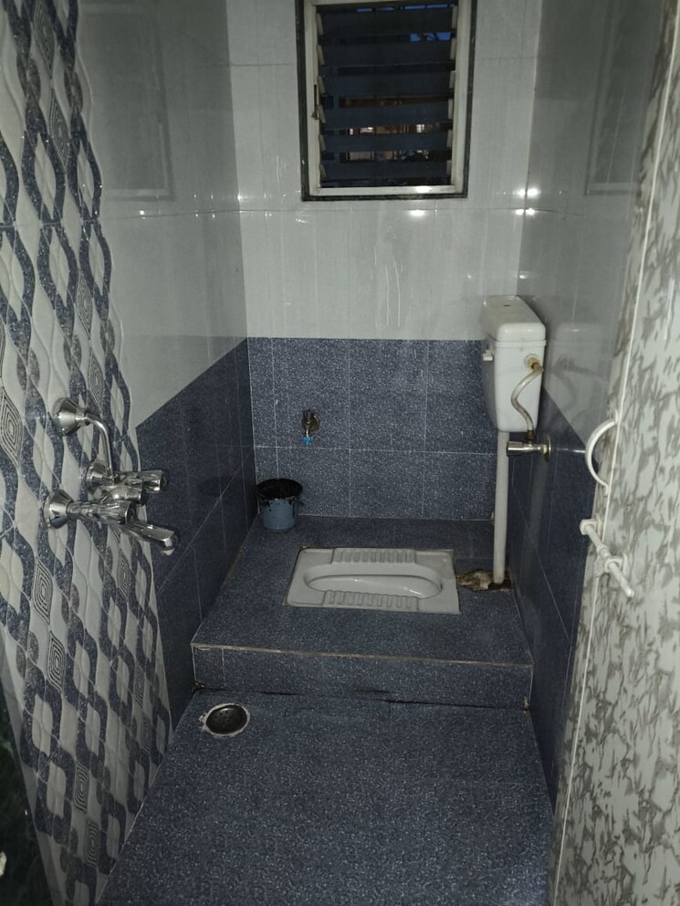 Bathroom, organic-dhanorina 3 Bedroom 1500 Sq.Ft. Independent House In Dhanori Pune 7790501