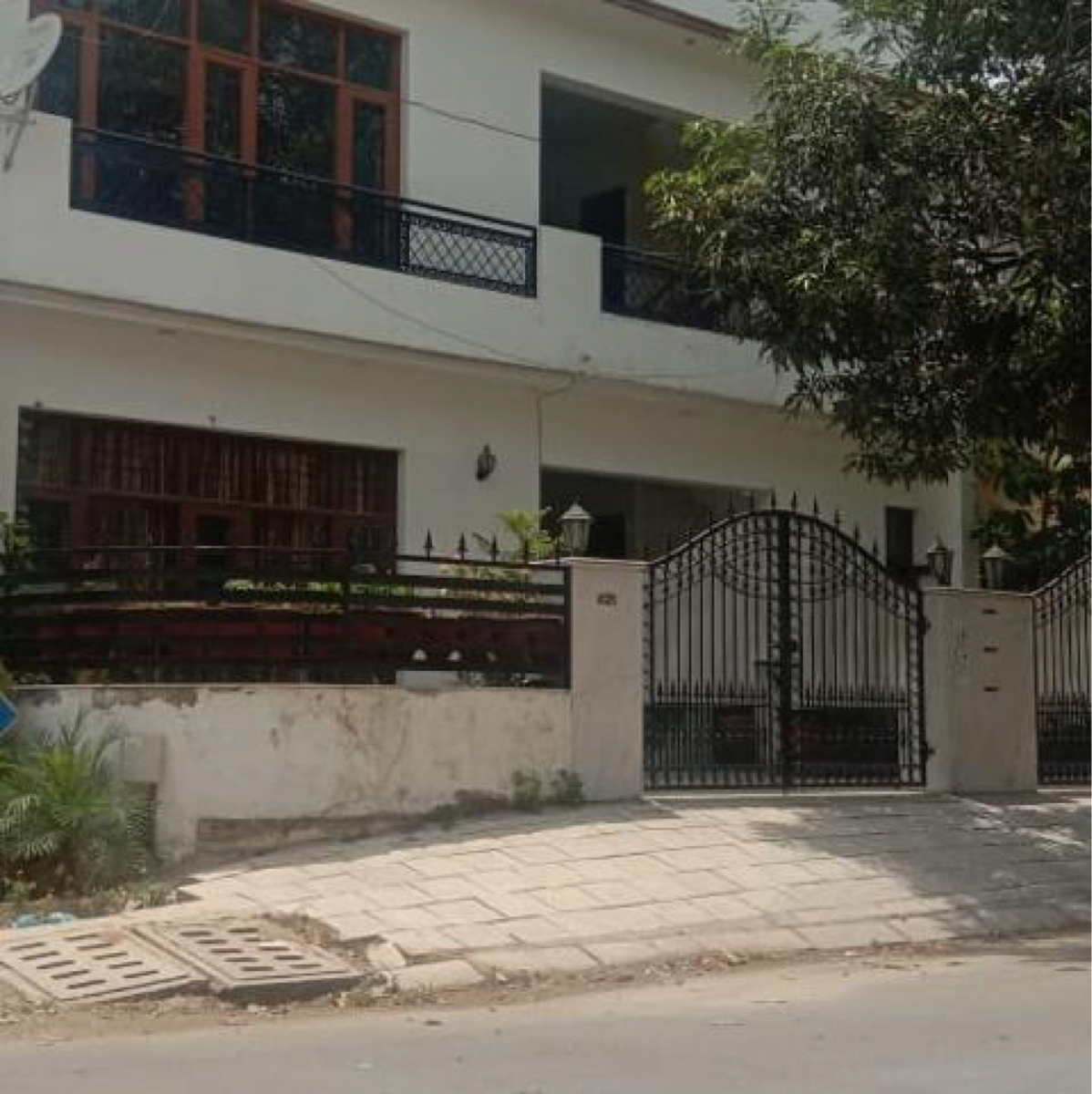 2 BHK + Study Room Independent House For Sale in Sector 38