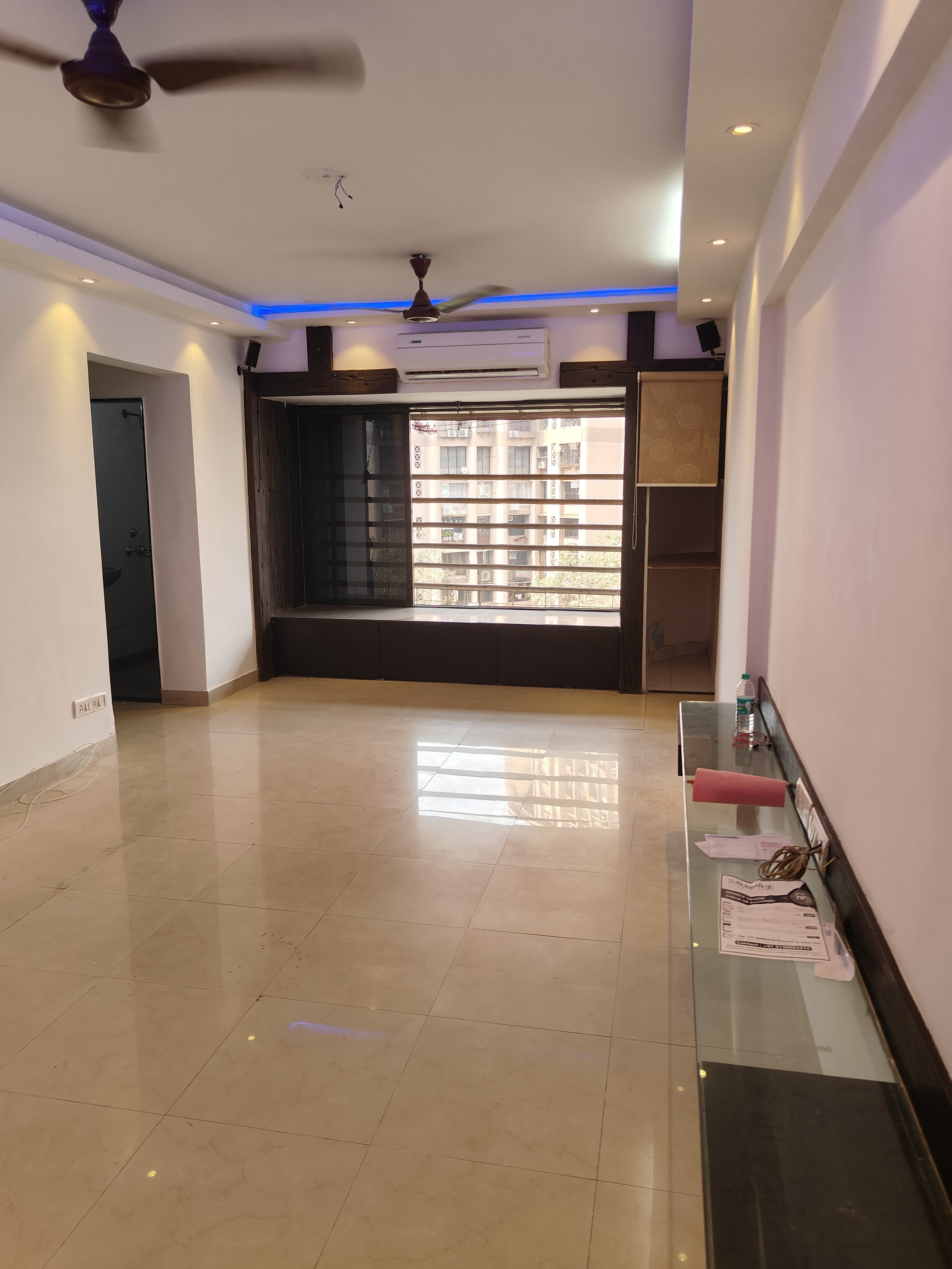 2 BHK Apartment For Sale in Blue Mountain Towers