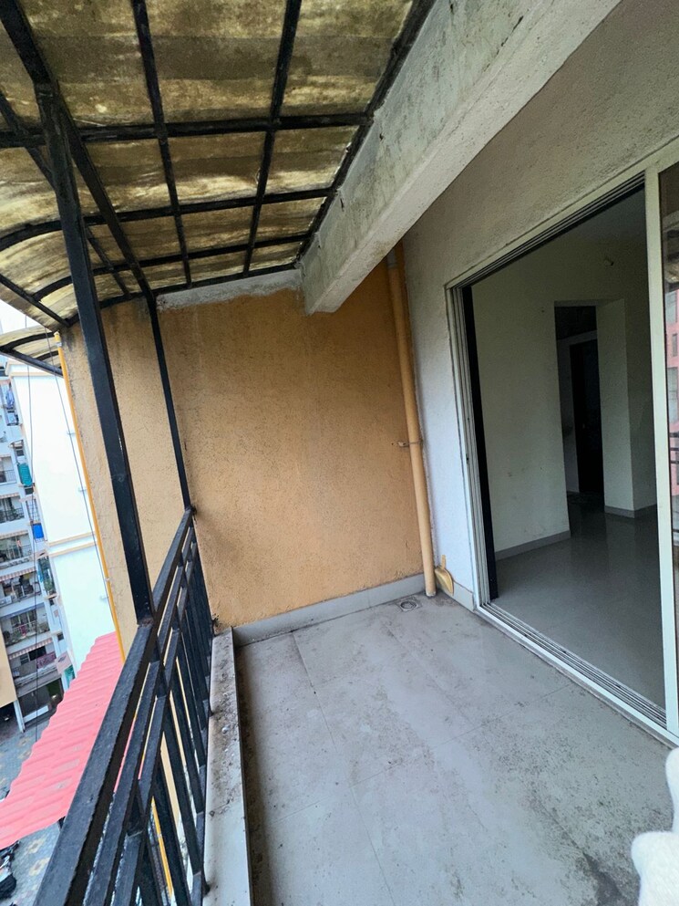 Balcony, royce-paradise 1 Bedroom 630 Sq.Ft. Apartment In Kalyan West Thane 7790922