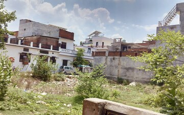 Plot For Sale in Gomti Nagar