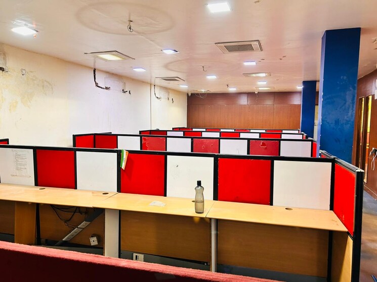Team Area, sector 2 Commercial Office Space 3200 Sq.Ft. In Sector 2 Noida 7790989